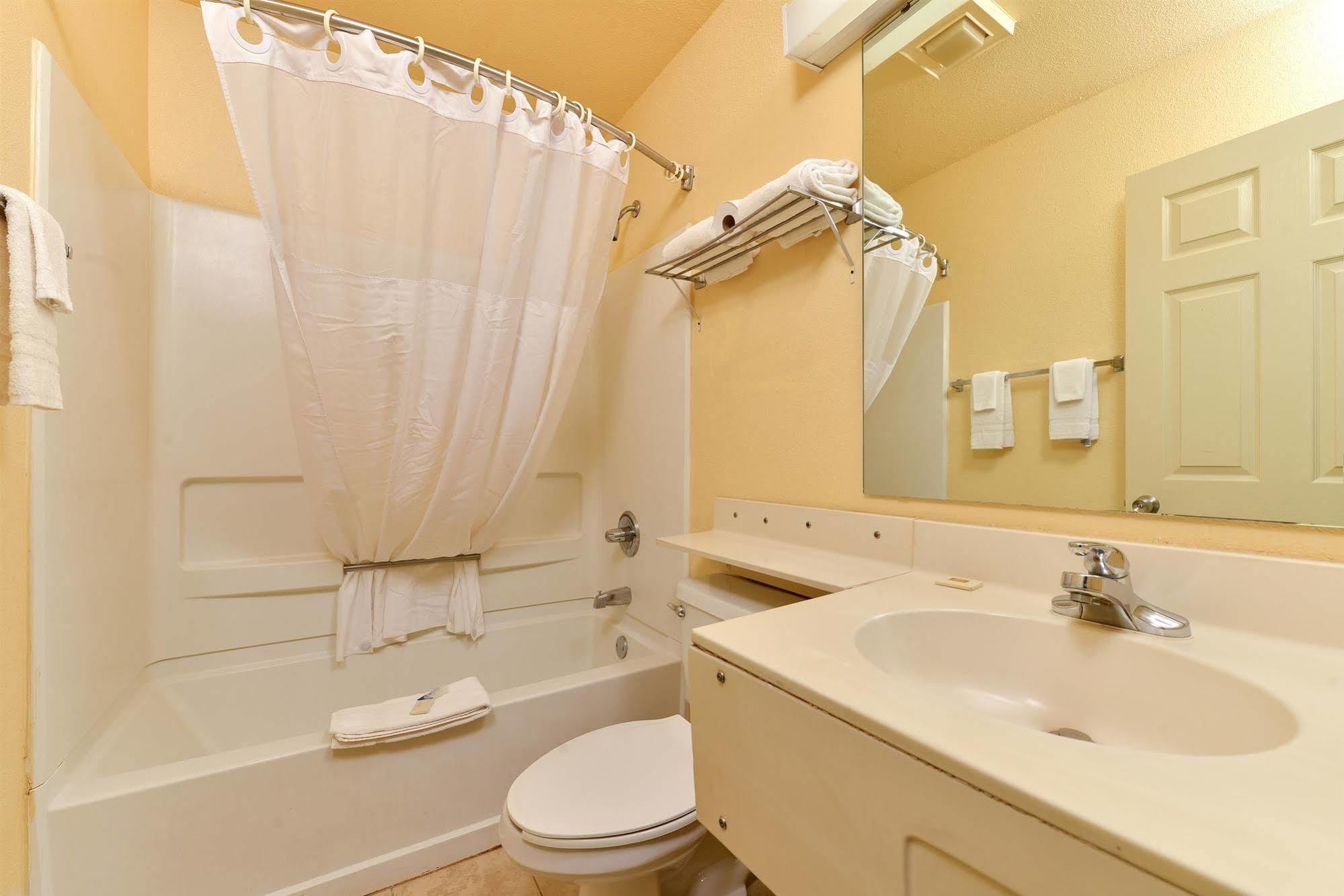 Americas Best Value Inn And Suites Albemarle Pokój zdjęcie
